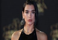  Dua Lipa milyarder olma yolunda ilerliyor